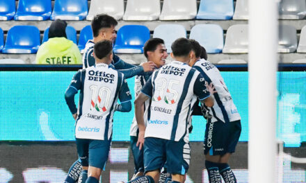 Pachuca vence a Santos 