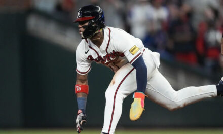 Acuña, 1er miembro del club 40-70; Bravos superan a Cachorros en 10 innings