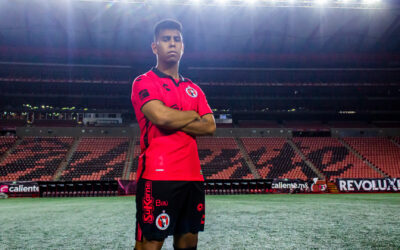 Efraín Álvarez deja al Galaxy para fichar por Tijuana