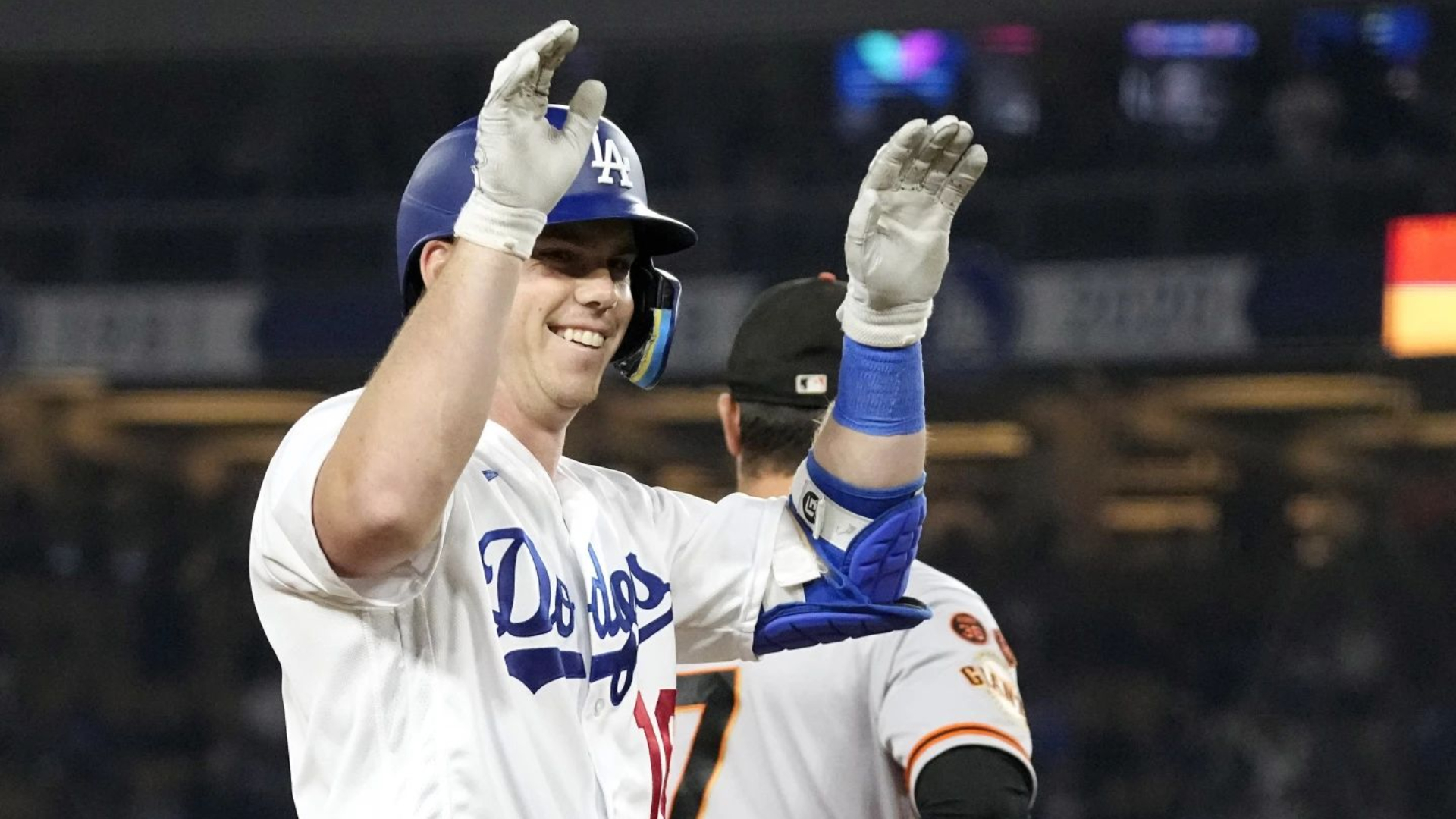 Dodgers capitalizan errores de Gigantes y los vencen por 7-2