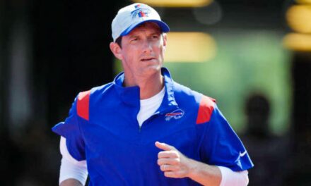 Bills despiden al coordinador ofensivo Ken Dorsey debido al declive del equipo