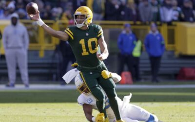 Pase de Jordan Love sentencia victoria de Packers ante Chargers