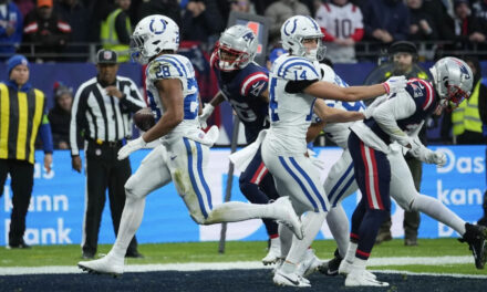 Con un único touchdown de Taylor, Colts superan 10-6 a Patriots en Alemania