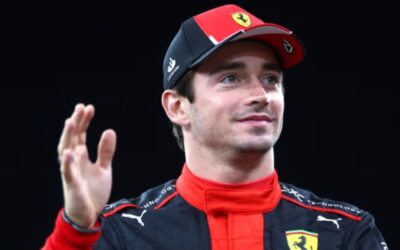 Leclerc lidera libres sin apenas tiempo para rodar por accidentes de Sainz y Hulkenberg