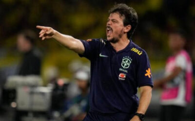 Diniz defiende su opción por alinear a Brasil con cuatro delanteros frente a Argentina