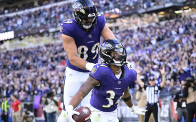 Ravens vapulean 37-3 a Seahawks con gran día de su defensiva y de Mitchell