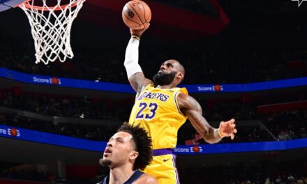 Lakers se aprovechan de los débiles Pistons para recuperarse y ganar por 133-107