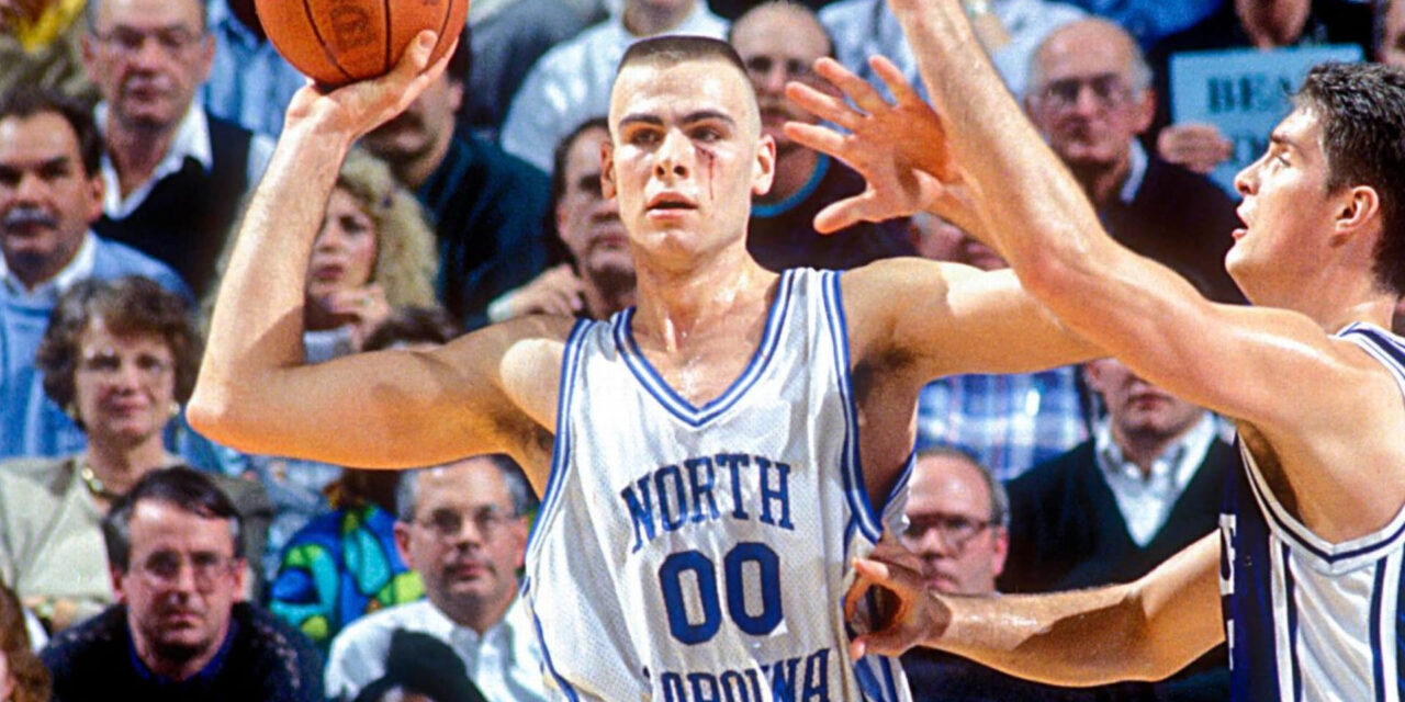 Eric Montross, quien brillara con North Carolina y en la NBA, muere a los 52 tras batalla con cáncer