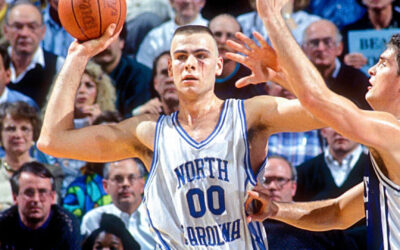 Eric Montross, quien brillara con North Carolina y en la NBA, muere a los 52 tras batalla con cáncer