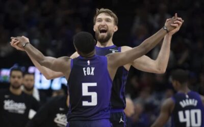 Con triple doble de Sabonis, Kings derrotan a Suns 120-105