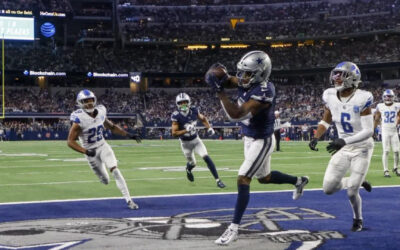 Cowboys bloquean conversión de 2 puntos de Lions, ganan 20-19 e hilan 16to triunfo en casa
