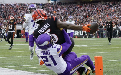 Higgins anota con astucia; Bengals superan 27-24 a Vikings