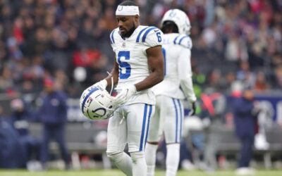 Los Colts suspenden tres juegos a dos jugadores por conducta indebida contra el equipo