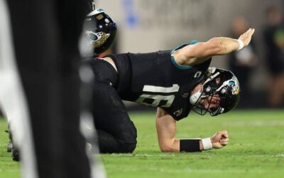 Trevor Lawrence sigue en protocolo de conmoción de la NFL; Jaguars se alistan a jugar sin él