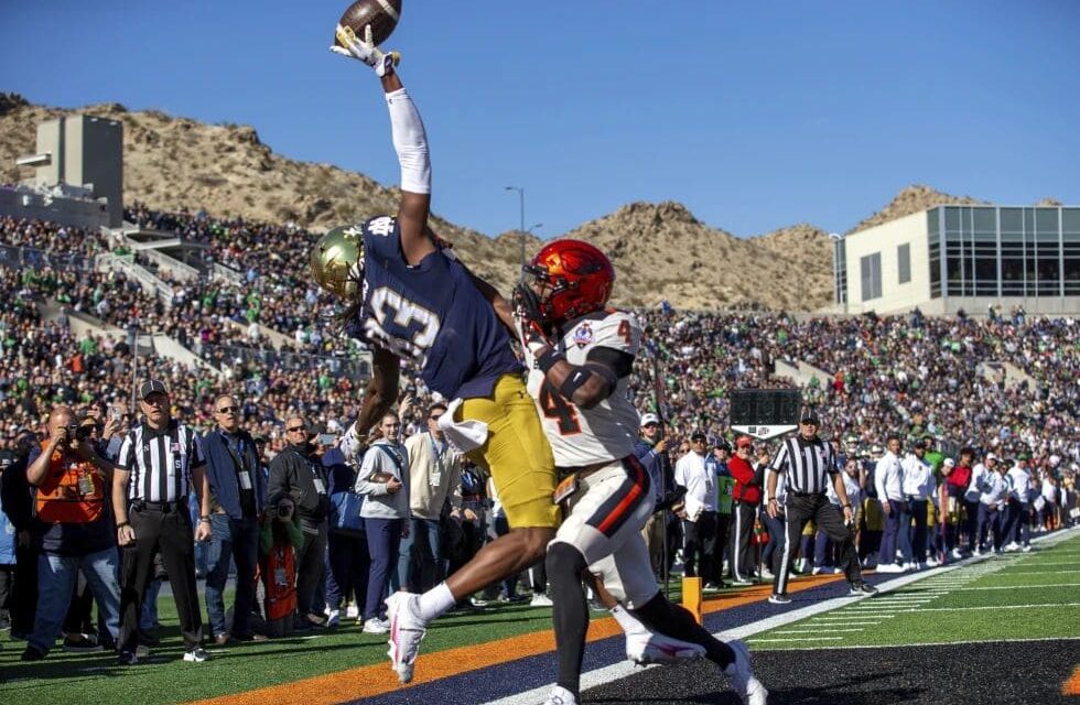 Domina Notre Dame a Oregon State en el Sun Bowl