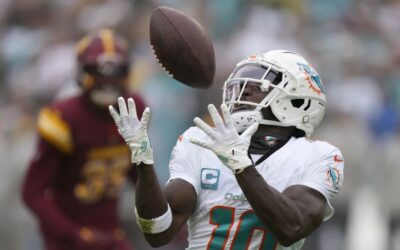 Con 2 touchdowns de Hill, Dolphins vencen a Commanders 45-15, y están 9-3 por primera vez desde 2001
