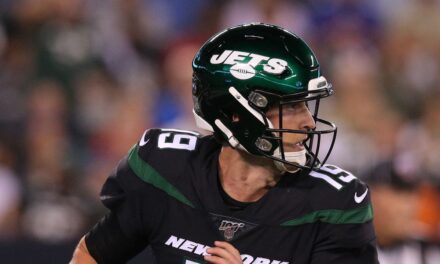 Siemian será el quarterback titular de Jets ante Commanders; Wilson no supera protocolo de conmoción
