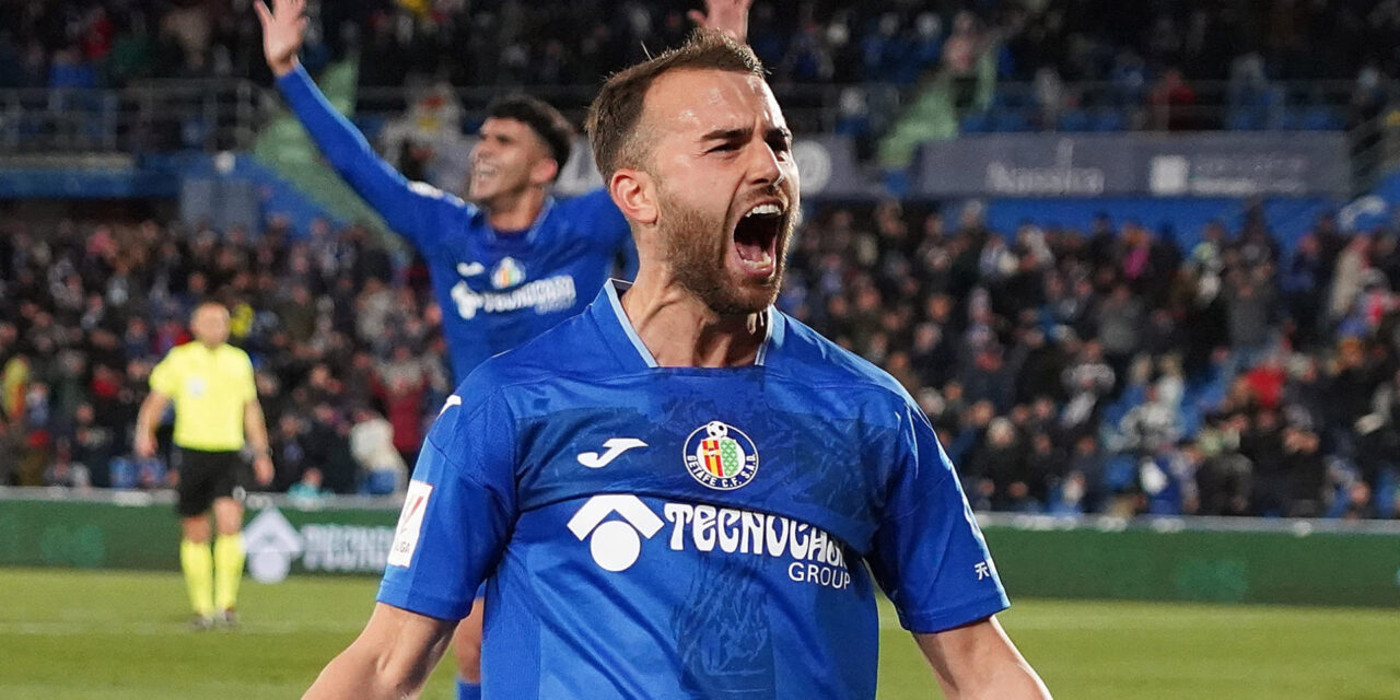 Getafe supera 1-0 a Valencia en juego con tres expulsados