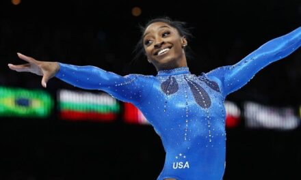 Por tercera ocasión Simone Biles en nombrada Atleta Femenina del Año