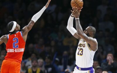 Lebron James logra 40 puntos, su mayor cifra en la campaña; Lakers cortan mala racha