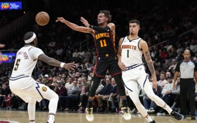 Nuggets salen de racha perdedora con triunfo por 129-122 sobre Hawks
