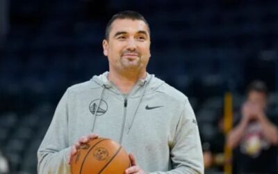 El entrenador asistente de los Warriors, Dejan Milojevic, 46, murió el miércoles tras sufrir un infarto