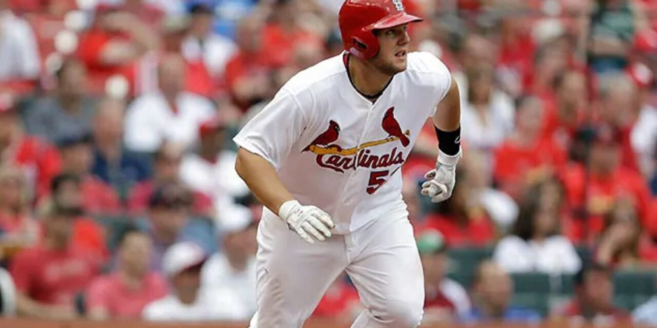 Toros firma a Matt Adams