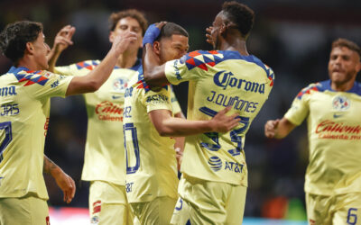 América derrotó a Gallos