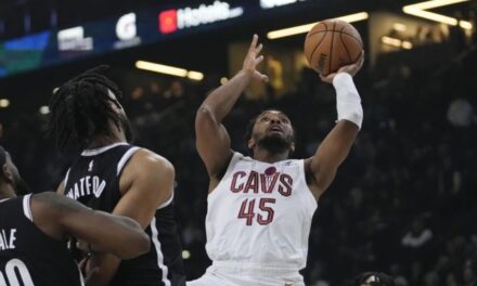 Donovan Mitchell brilla con 45 puntos en París. Cavaliers vencen 111-102 a Nets