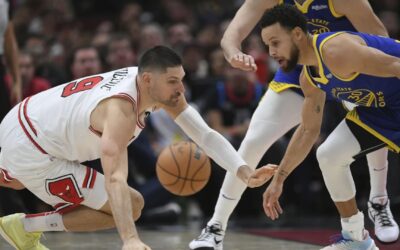 Curry contribuye con 27 puntos a triunfo de Warriors sobre Bulls