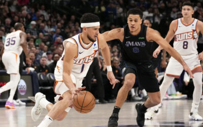 Booker anota 46 puntos y Suns vencen a Mavericks 132-109