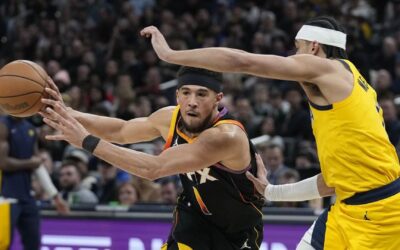 Pacers remontan para vencer a Suns y estropear noche de 62 puntos de Booker