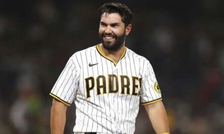 Eric Hosmer se retira de Grandes Ligas. Ganó un anillo de Serie Mundial y cuatro veces el Guante de Oro