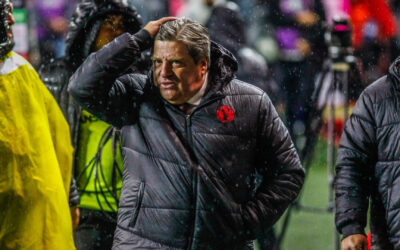 El público presiona y Herrera responde, mientras los Xolos amanecen penúltimos generales