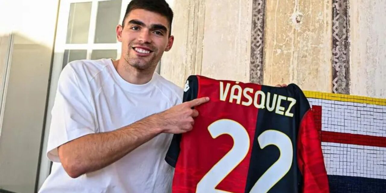 Johan Vásquez seguirá con el Genoa hasta 2027