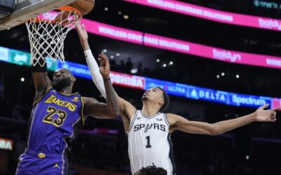 LeBron produce 30 puntos y Lakers se imponen 123-118 a Spurs