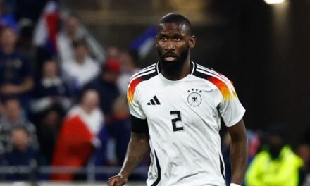 Rüdiger y la DFB demandan a periodista alemán por calumniar un gesto religioso del jugador