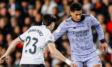 Real Madrid salda con empate 2-2 su visita al Valencia con polémica al final
