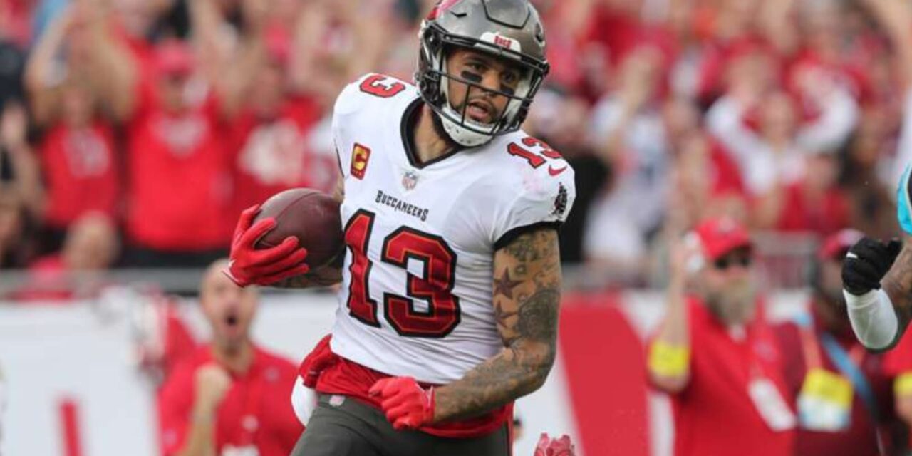 Mike Evans renueva con los Tampa Bay Buccaneers