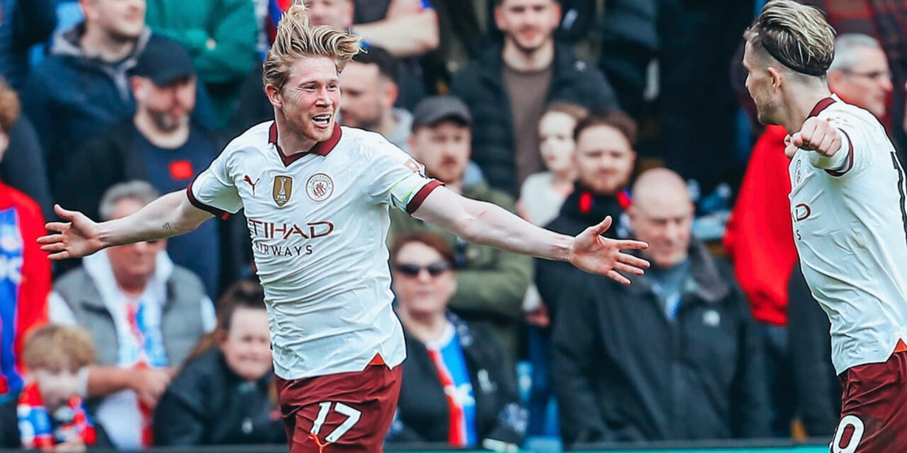 Con un increíble gol de De Bruyne, Man City remonta y vence 4-2 al Crystal Palace