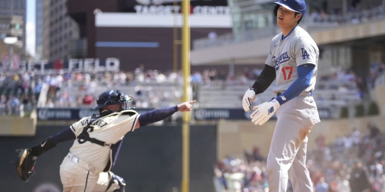 Correa saca out a Ohtani en el plato y Mellizos vencen 3-2 a Dodgers