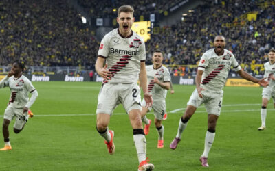 Leverkusen se salva por poco y mantiene intacta su racha sin perder con empate 1-1 ante el Dortmund