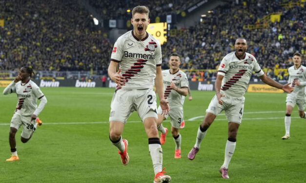Leverkusen se salva por poco y mantiene intacta su racha sin perder con empate 1-1 ante el Dortmund