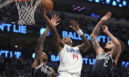 Clippers empata la serie de primera ronda 2-2 al superar 116-111 a Mavericks