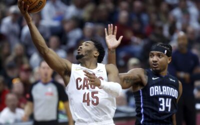 Donovan Mitchell comanda a Cavaliers con 23 puntos para doblegar 96-86 al Magic y ponerse arriba 2-0