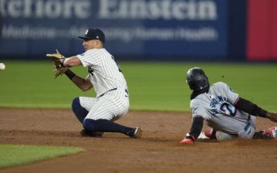 Marlins mejoran a foja de 2-11; vencen 5-2 a Yankees con jonrón de Burger