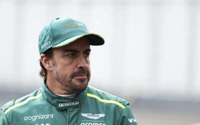 Fernando Alonso firma contrato multianual con Aston Martin en la F1