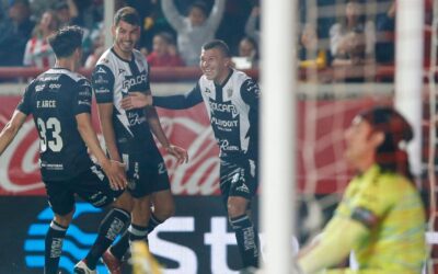 Necaxa triunfa ante Santos