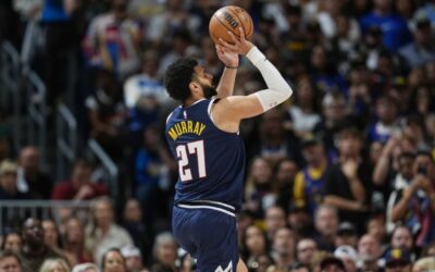 Murray supera lesión y anota 32, incluido el tiro ganador en triunfo de Nuggets 108-106 sobre Lakers
