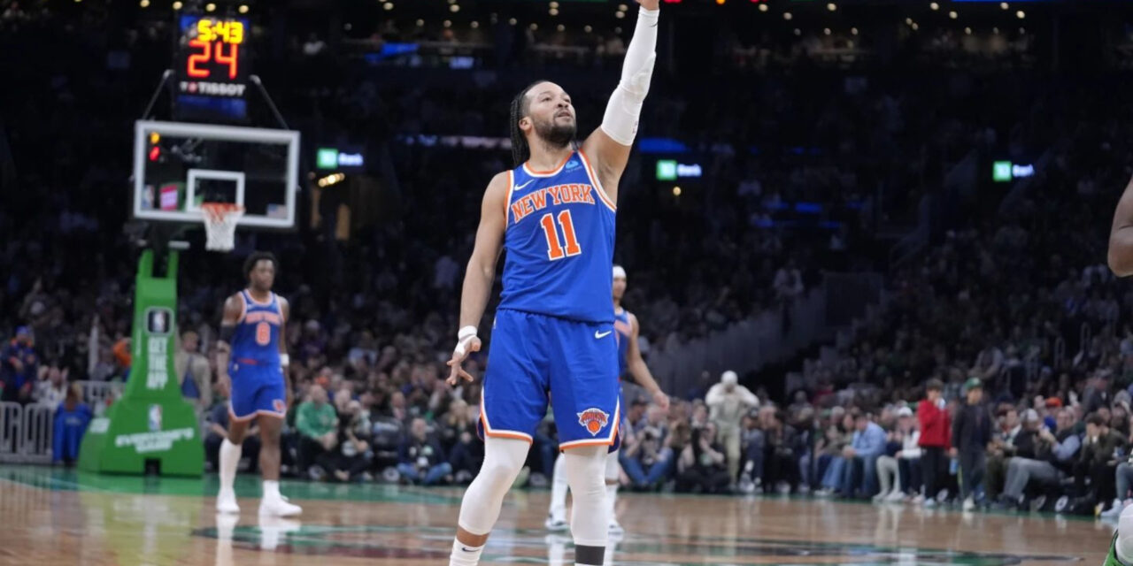 Brunson consigue 39 puntos; Knicks vencen a Celtics y siguen buscando 2do sitio del Este